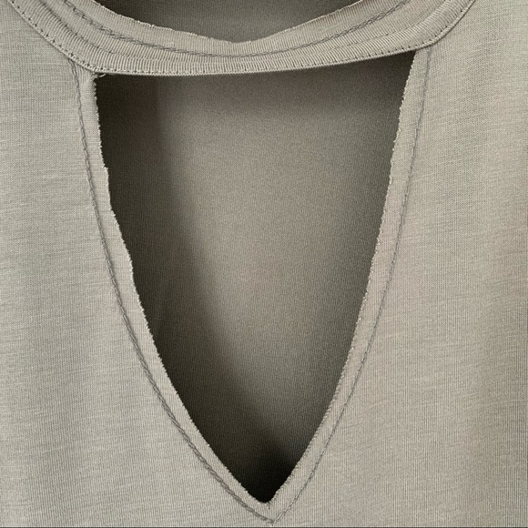 NX3 Sleeveless Tank Top V Neck Cut Out Women’s Size Small - Picture 2 of 9